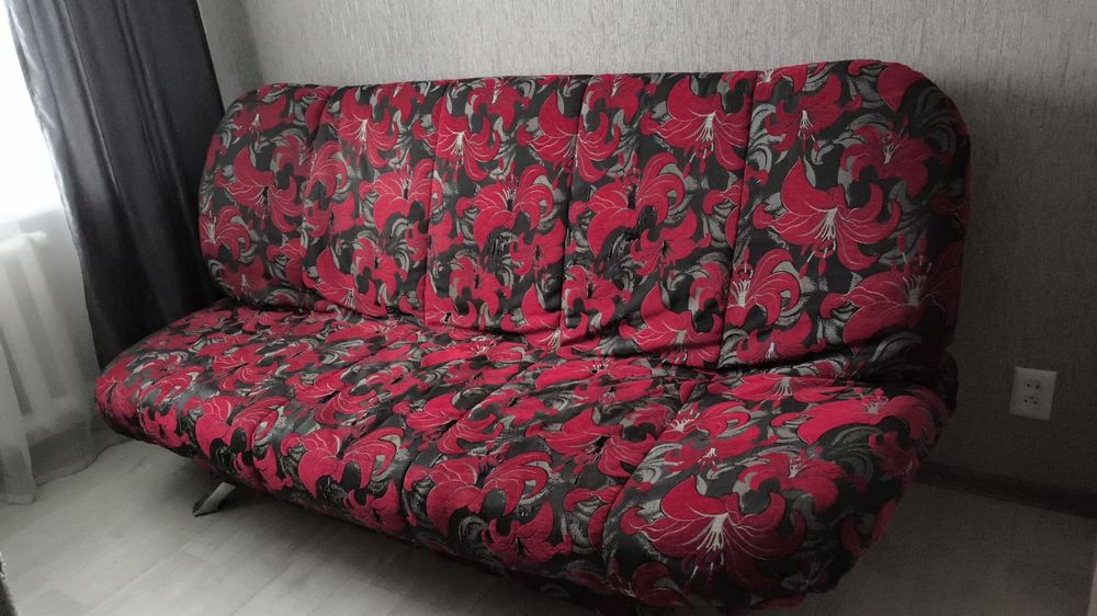 Отдам диван, самовывоз
