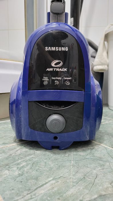 Пылесос Samsung в отличном состоянии