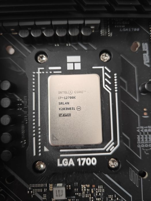 Core i7 12700k + Asus Tuf Gaming Z690 Wifi DDR4