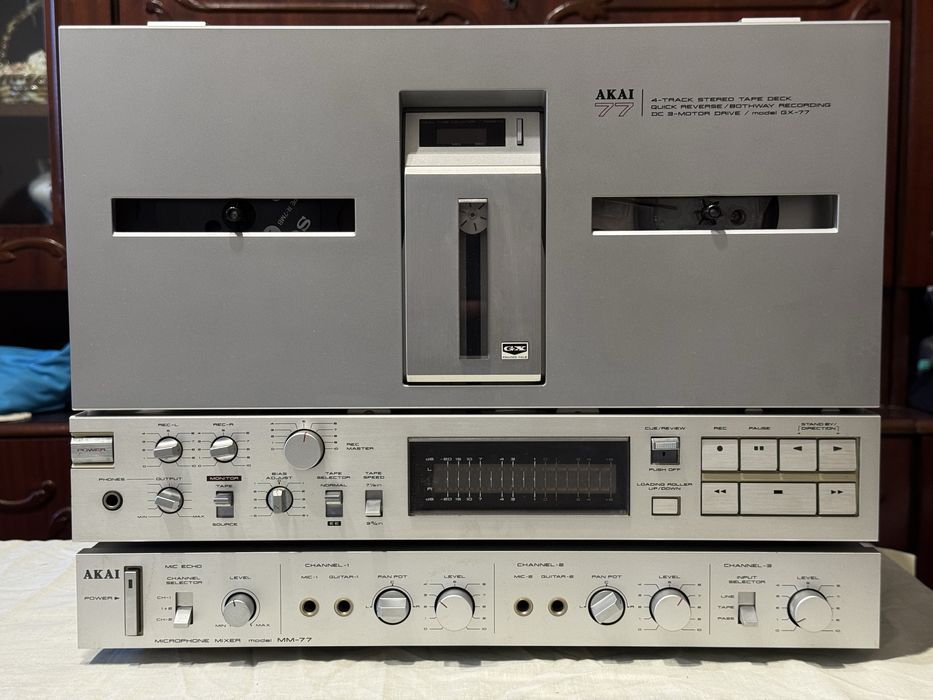 Magnetofon Akai GX-77