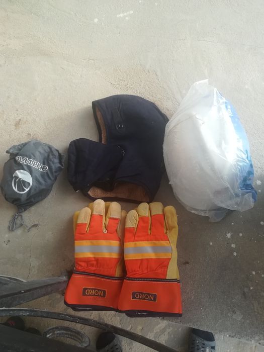 Спецодежда Қысқы арнайы маман киімі