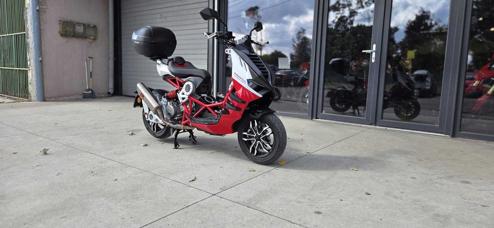 Italjet Dragster 125 | TVA DEDUCTIBIL | 4.200 km | 12 LUNI GARANȚIE