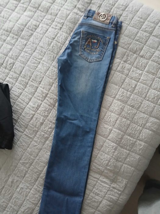 Детско яке Hugo Boss, Дънки Armani, Calvin Klein, Joma