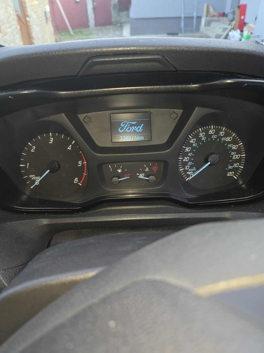 Vand Ford Transit 350 cu volan pe dreapta