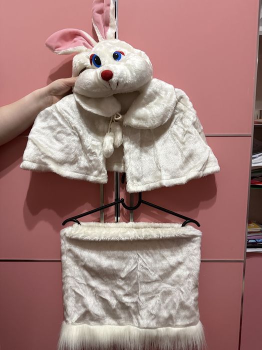 Продаю детские костюмы.