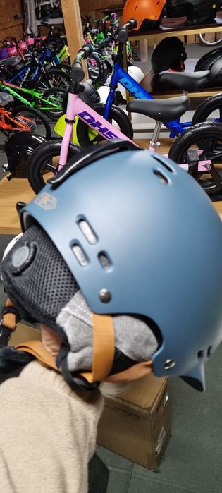 Casca schi k2 ,everest scott ,salomon...