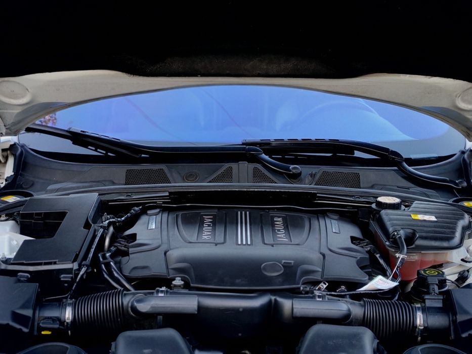 Продавам JAGUAR XF 3.0 SUPERCHARGED цял за части!