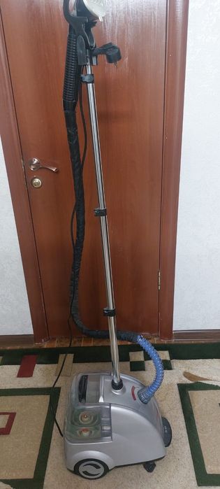 Паровой утюг в отличном состоянии