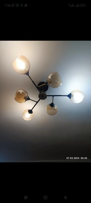 Люстра на 6 лампочек