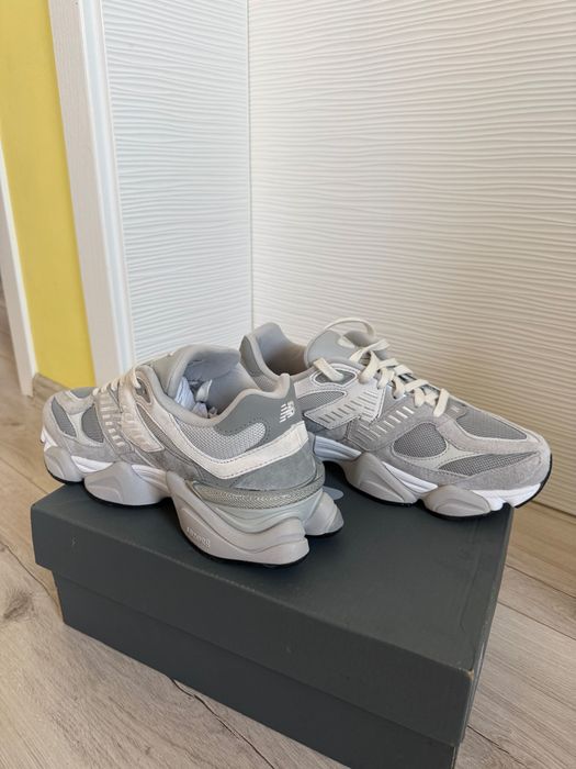 Маратонки New Balance 9060