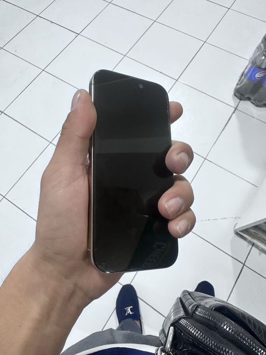 Iphone 16 pro 256gb e sim