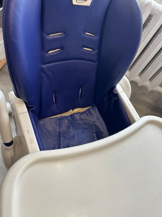 Детский стульчик для кормления