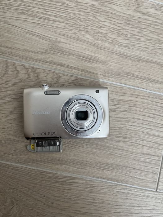 Фотопарат Nikon COOLPIX S2600