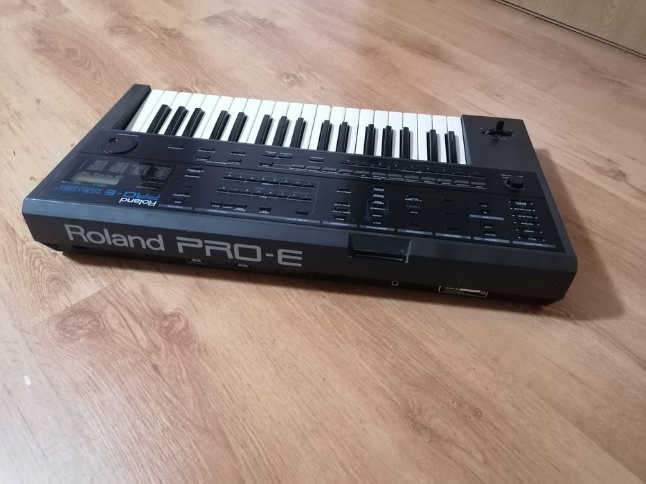 ROLAND PRO-E Arranger Keyboard pian orgă sintetizator