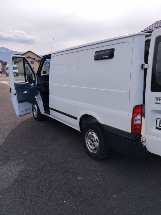 Vând Ford transit