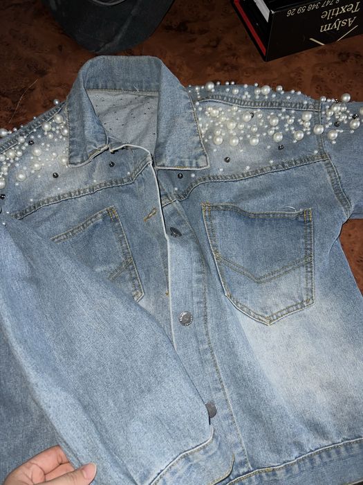 Джинсовка с бусинами
