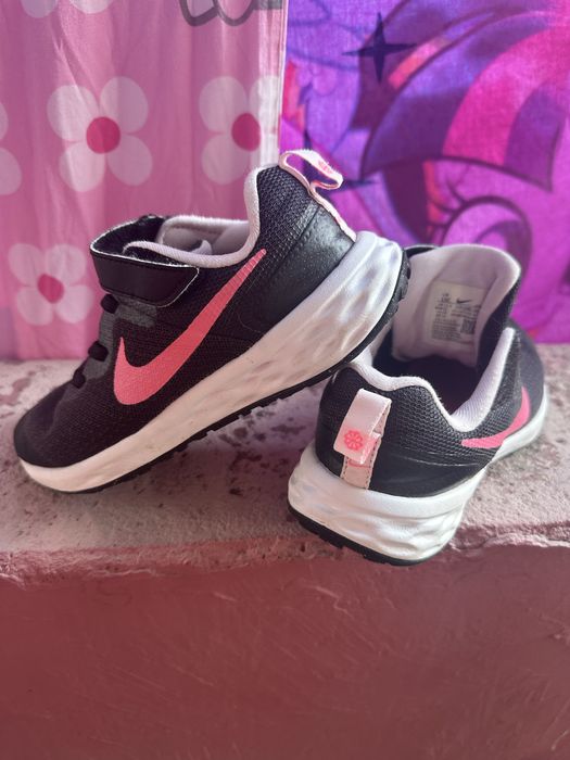 Skechers Nike детски маратонки