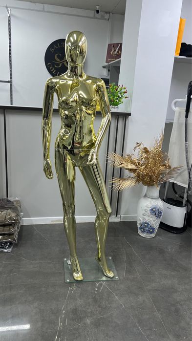 Продам манекены в количестве 3 шт