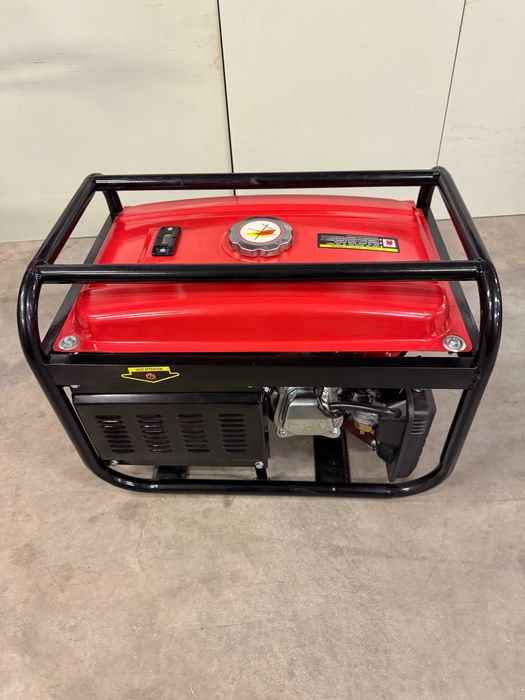 Генератор за ток бензинов 2kW RD-GG02