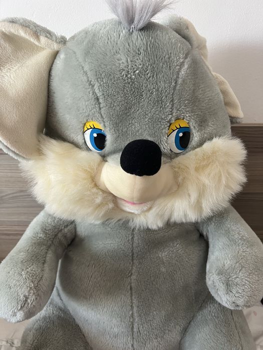 Плюшена играчка заек