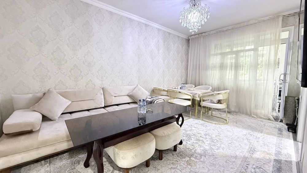 Срочно Продаётся квартира метро Буюк Ипак Йули художник 2-комн новый