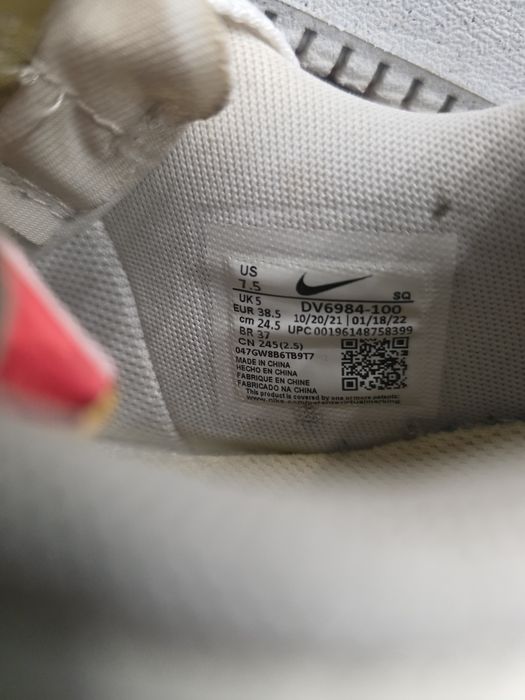 Дамски маратонки NIKE AIR FORCE 1