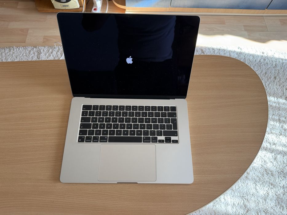 Macbook Air 15 M3 2024