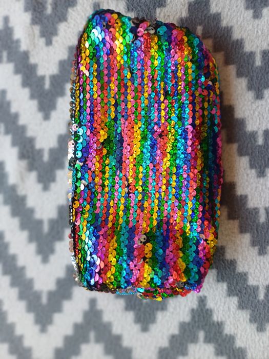 Лот две дамски чанти и несесер