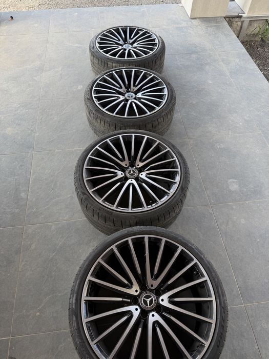Гуми с джанти Pirelli P Zero 285/30 R21