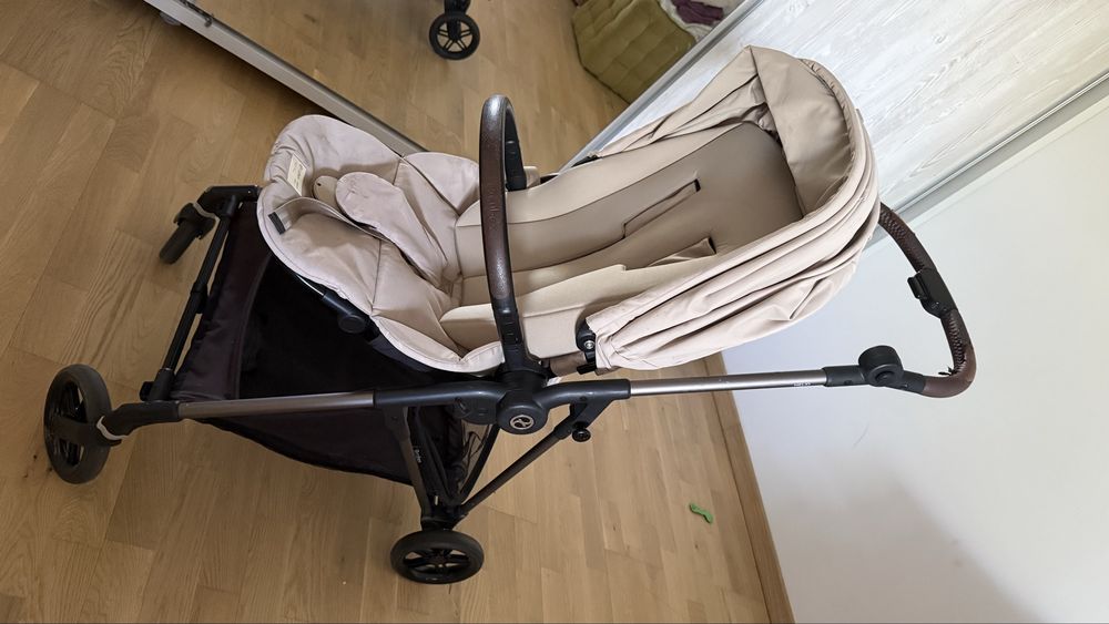Carucior Cybex Melio Carbon Almond Beige