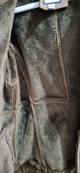 Пальто из искусственного меха и замши с капюшоном