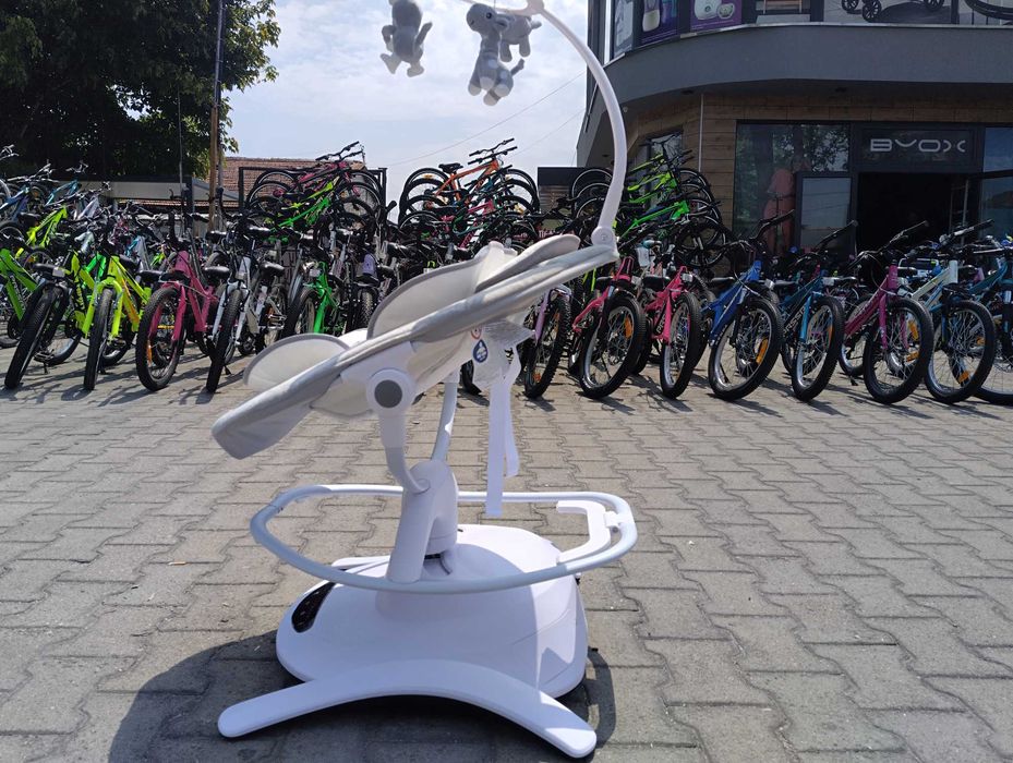 CANGAROO Електрическа люлка LA SCALA мента