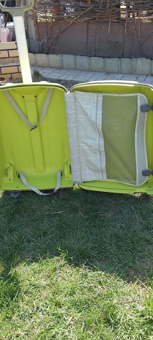 Чемодан продам бу