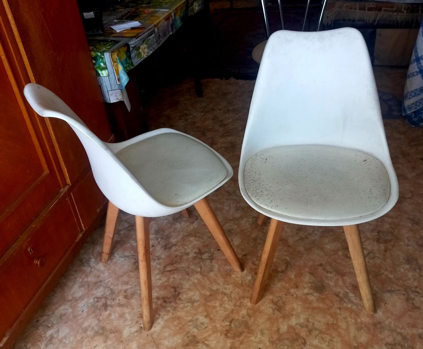 Продам стулья  полумягкие2шт