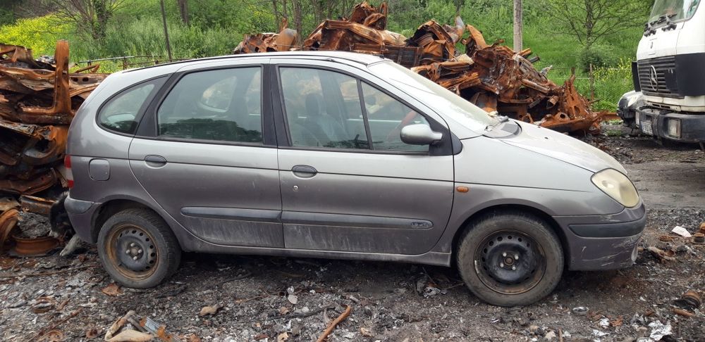 Рено Megane Scenic 1,9 DTI 99g./1.6i 1996