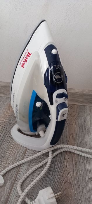 Парна ютия Tefal