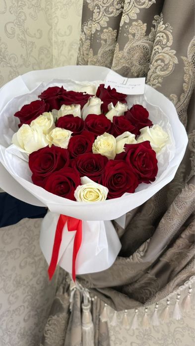 Продам свежие розы 25 штук!