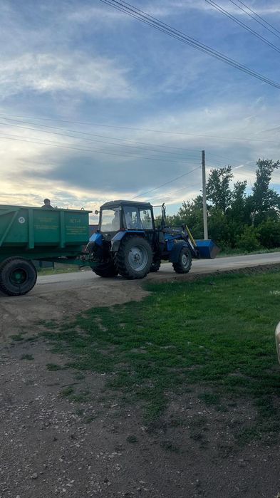 Продам МТЗ трактор беларус с куном и прицепом