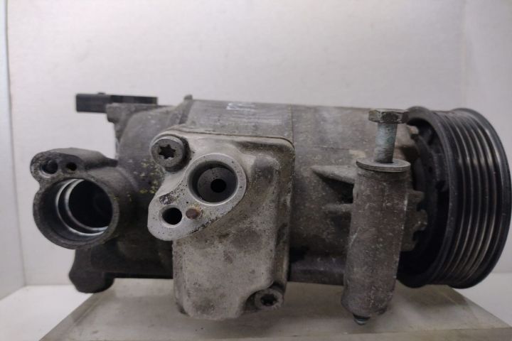 Compresor AC 5K0820803H Volkswagen VW Tiguan prima generatie 5N seria