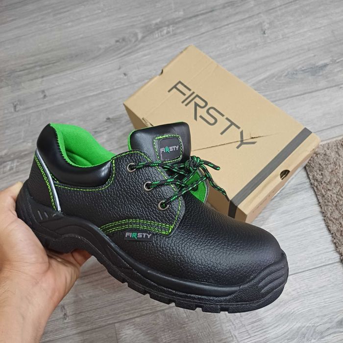Защитни работни обувки FIRSTY