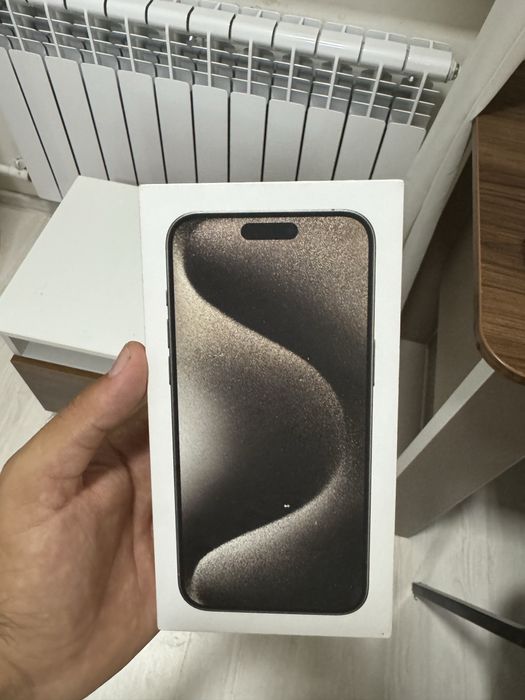 Iphone 15 pro max | 256 , E-sim, LLa