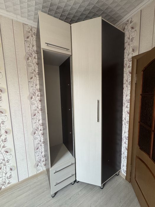 Продам шкаф в хорошем состоянии!