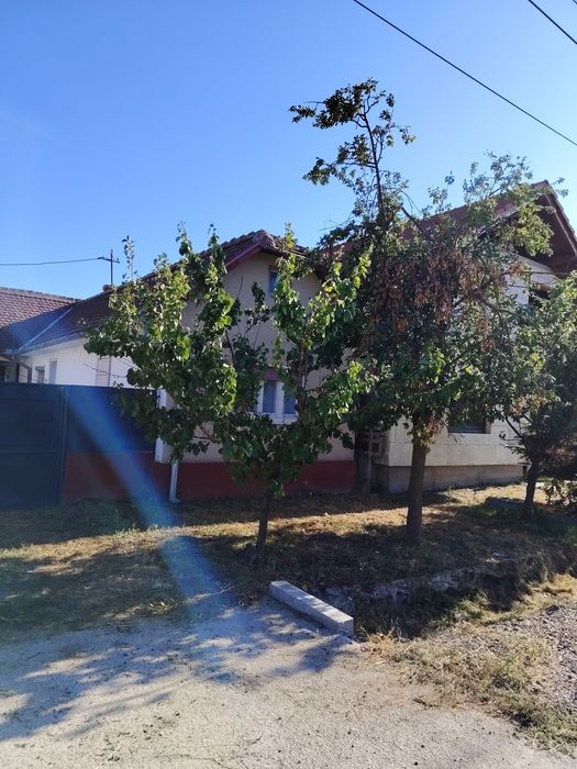 Casa de vanzare.