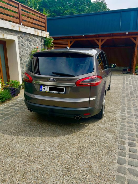 Ford S-Max 2.2 TDI (2011) – Putere, Confort, Eleganță