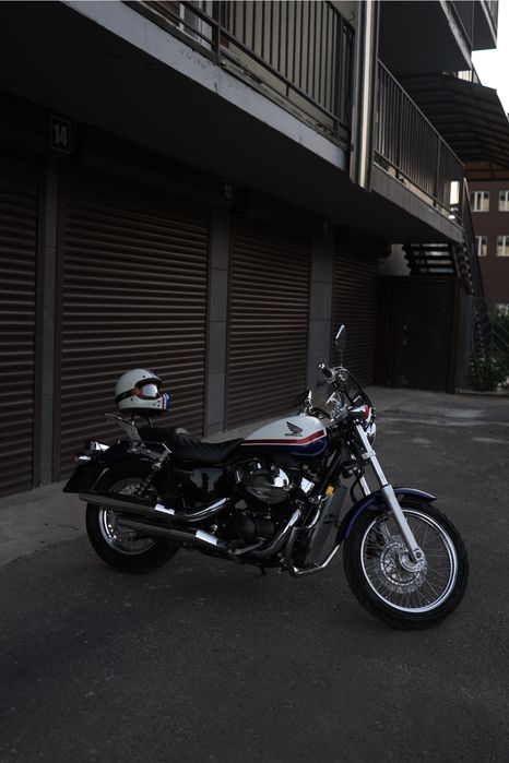 Редкая Honda vt750s