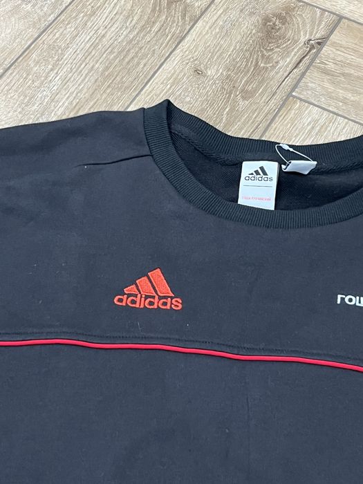 продам за 21 к абсолютно новую кофту Гоша рубчинский х Адидас