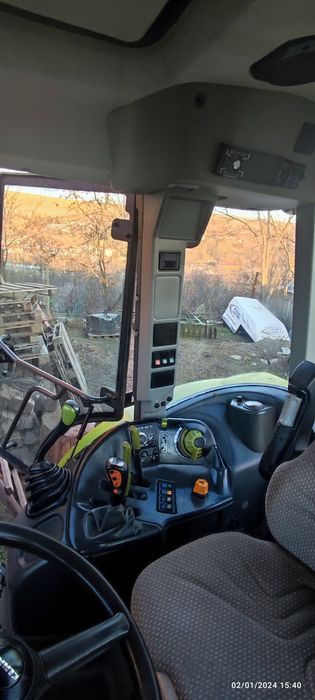 Tractor Claas Ares 577 ATZ + plug