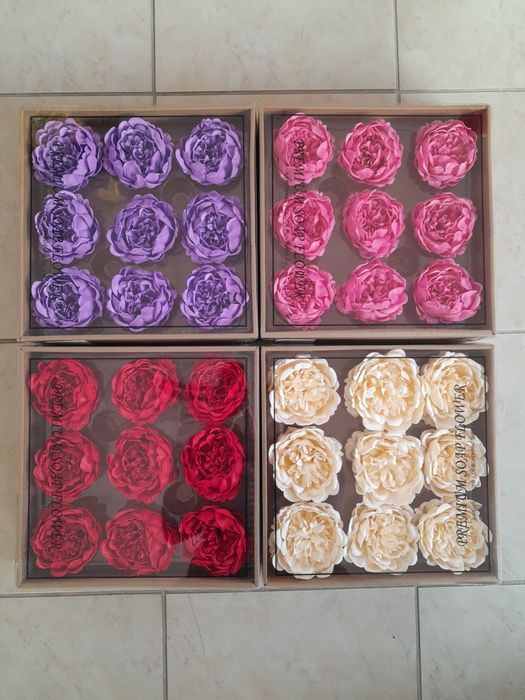 Сапунени цветя и рози.