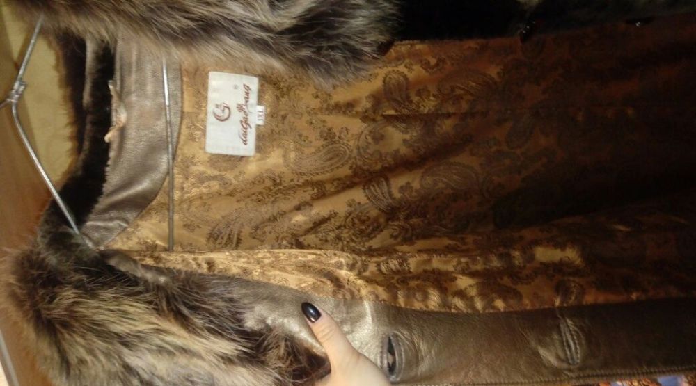 Продам мутоновую шубу