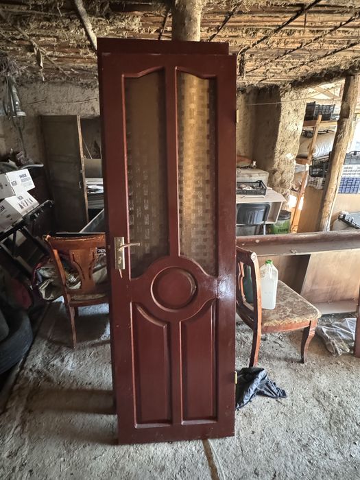 Есык рамасымен бырге